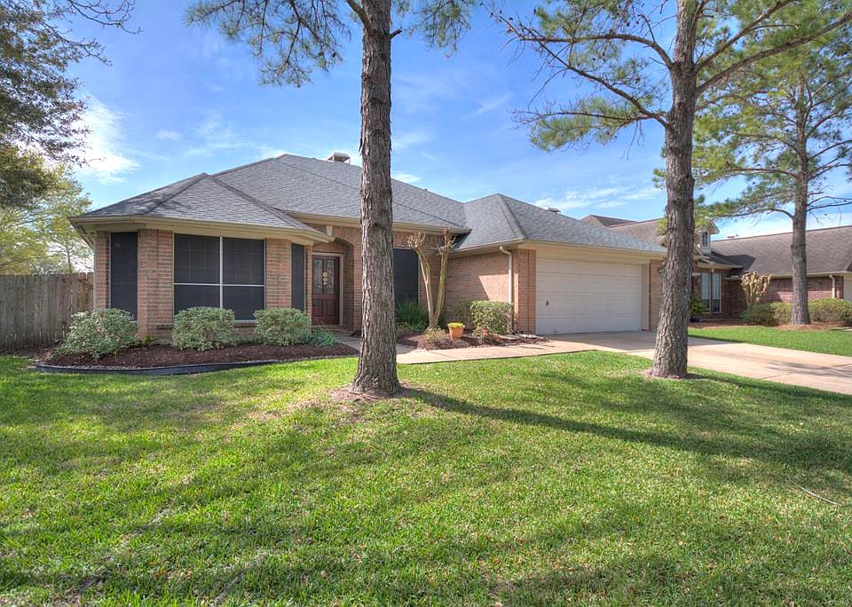 1st image of 3830 Hillbrook Dr