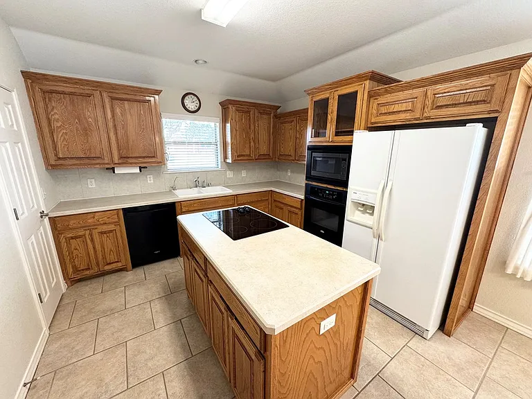 5621 Llano Ct — Photo 3