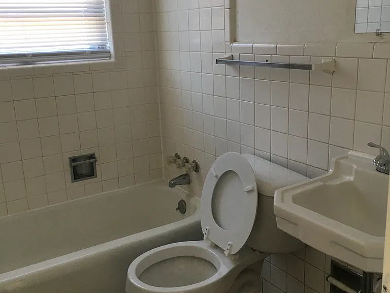 632 S Montgomery St #1 — Photo 5