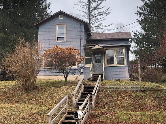 3rd image of 55 Franklin St