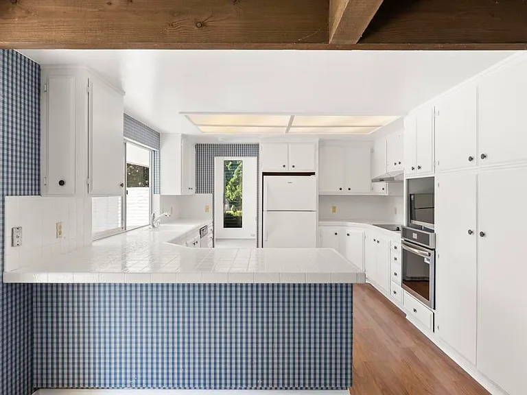 16138 Via Madera Circa E — Photo 15