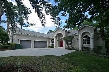 1st image of 221 Leslie Ln