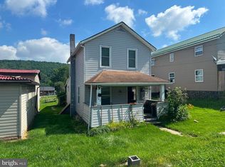 25 Ash St, Bayard, WV 26707