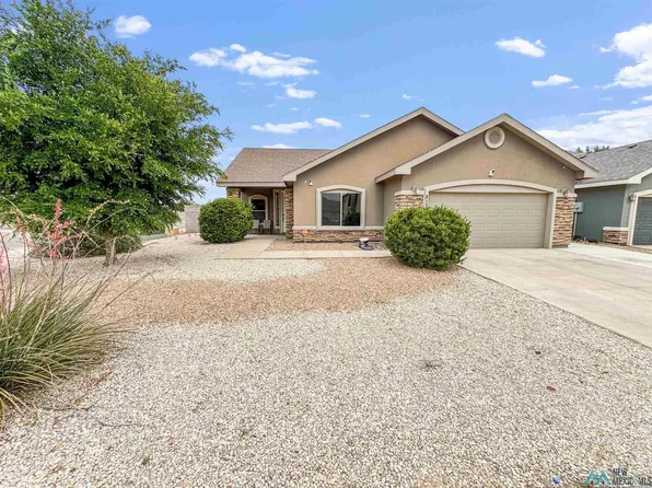 2132 N Homestead Dr, Hobbs, NM 88240