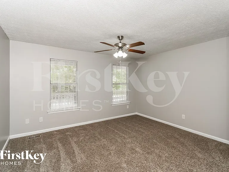 95 Glenwood Ct — Photo 9