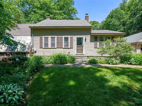 19 Rogers Road, Bennington, NH 03442