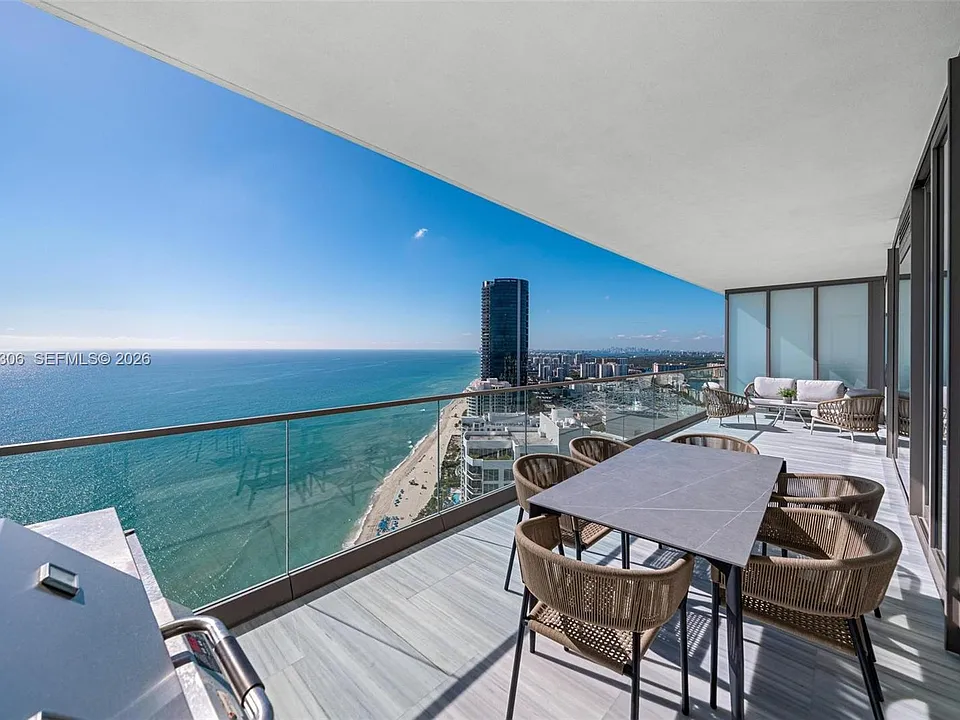 18975 E Collins Ave #3802