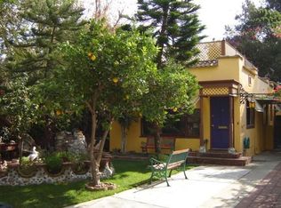 1716 Willow Dr, Glendale, CA 91208