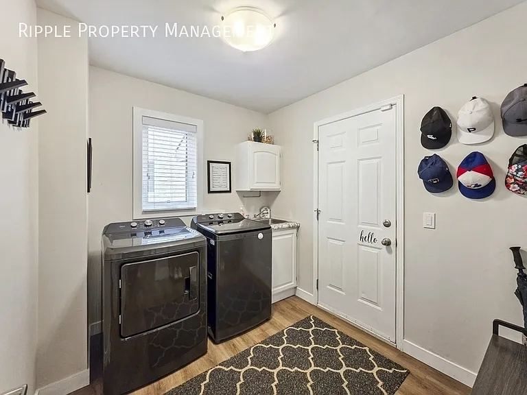 138 Mount Robson Close SE — Photo 39
