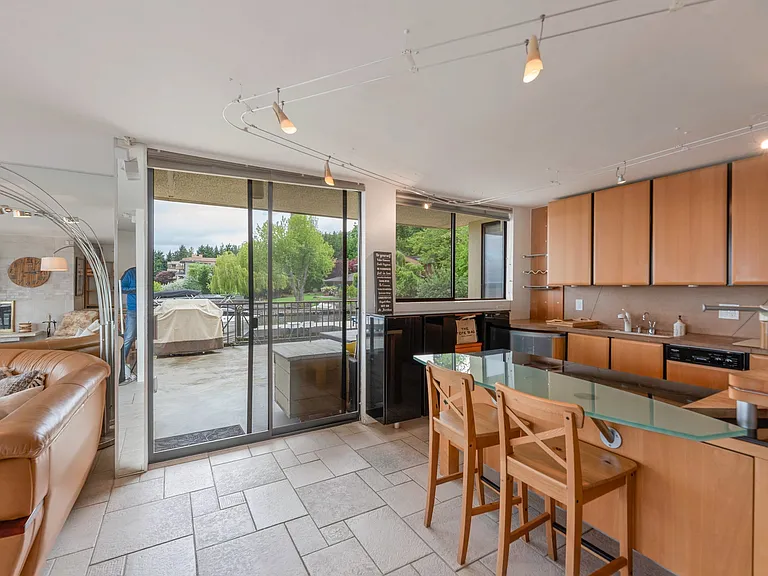 4561 Lake Washington Blvd NE #104 — Photo 4