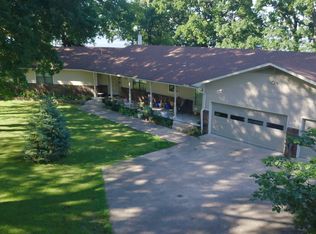 26400 S 615th Loop, Grove, OK 74344