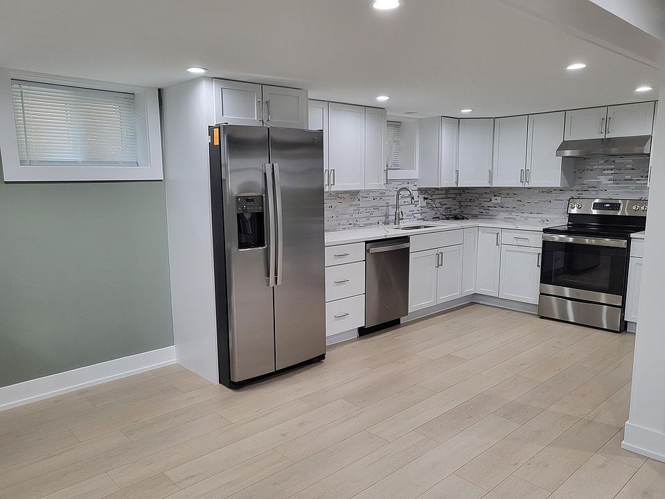 2nd image of 6040 N Tripp Ave #Gn