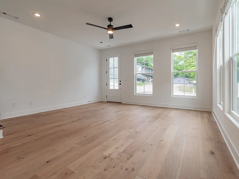 1316 S College Ave — Photo 4