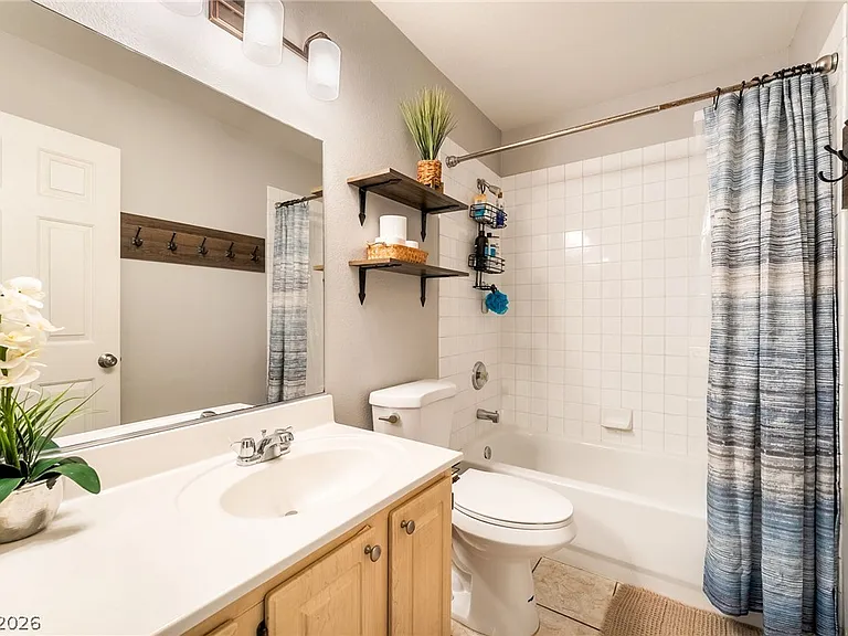 1626 Hennepin Dr — Photo 28