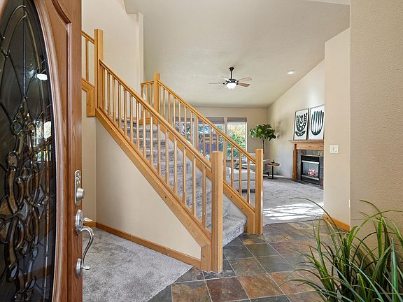 5th image of 2804 NW Canyon Dr