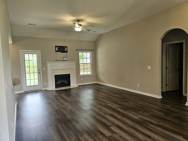 232 Akins Ranch Rd NE — Photo 4