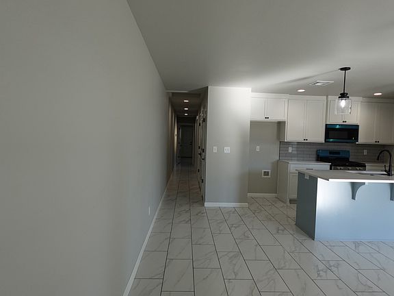 4th image of 5305 E Admiral Blvd #B