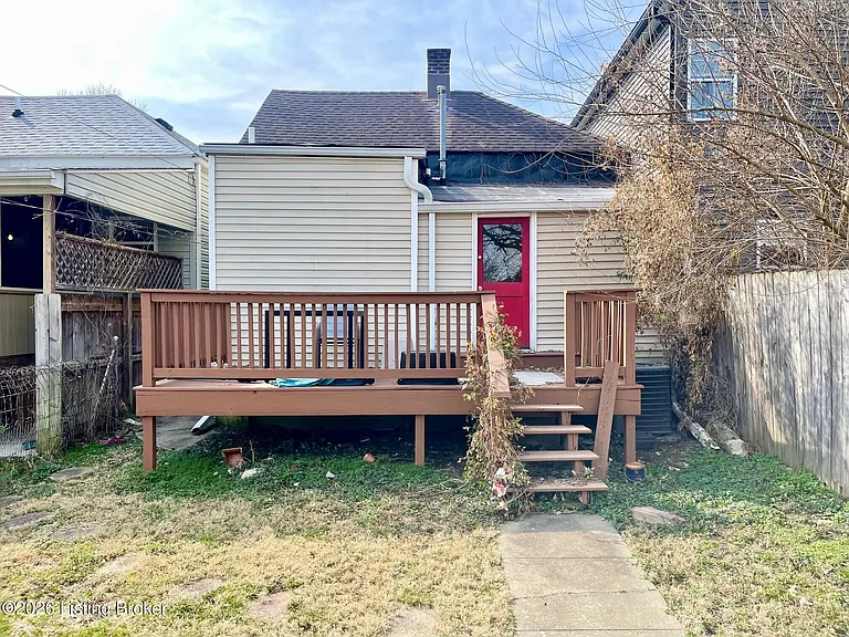 1089 E Kentucky St — Photo 12