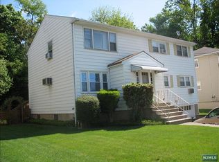 6 Frances St, Clifton, NJ 07014