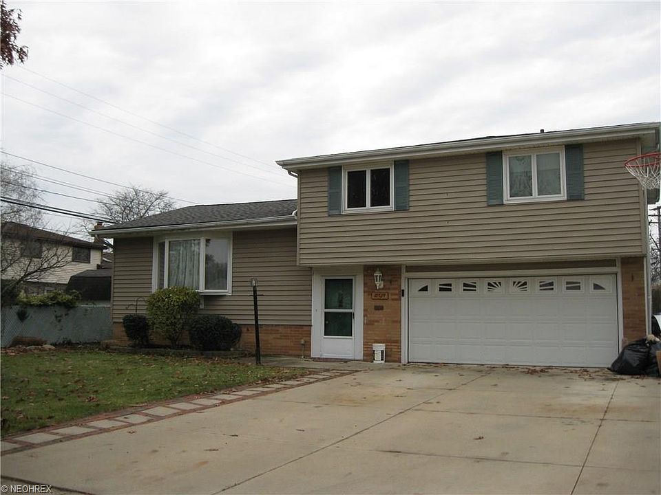 1st image of 10739 Tiffany Ln