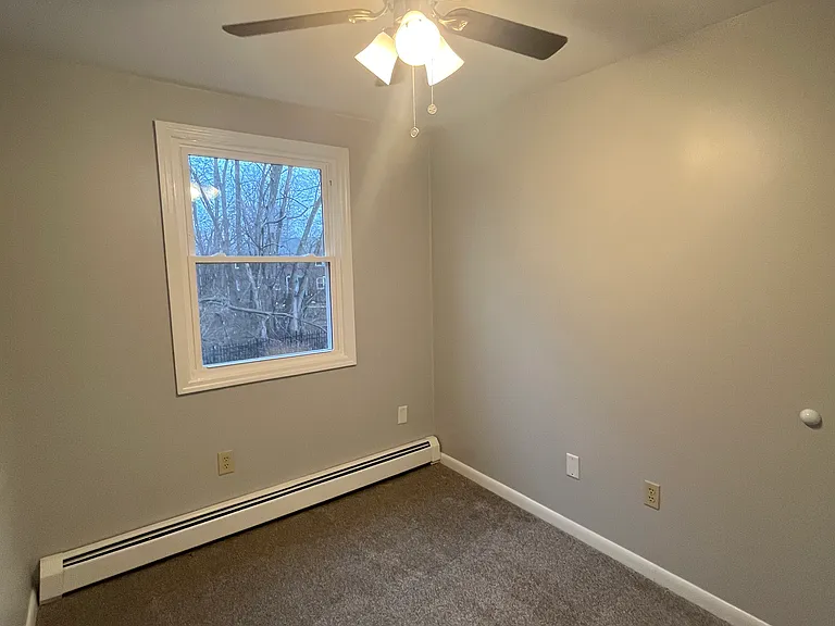 30B Carolyn Ter — Photo 28