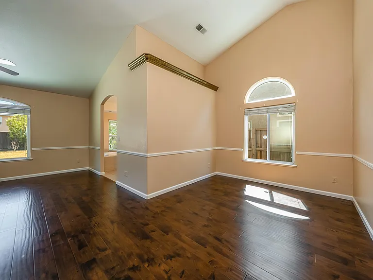 5857 W Millbrae Ave — Photo 24