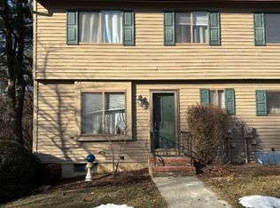 12 Chestnut Ct, High Bridge, NJ 08829