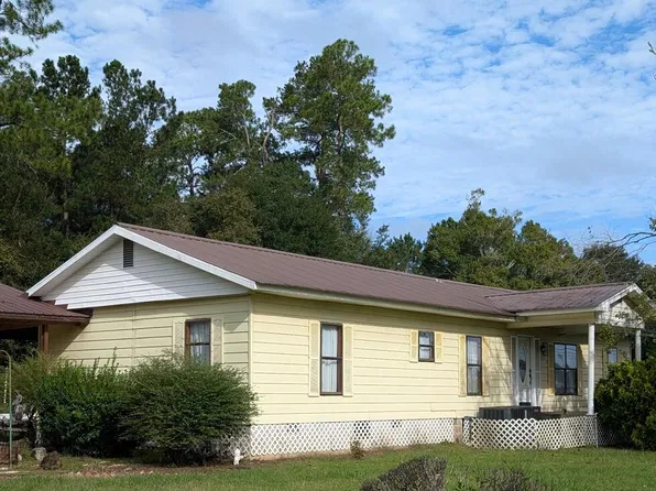 1845 Sylvester Hwy, Moultrie, GA 31768