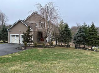 11 Mountain Park Rd, Monroe, NY 10950