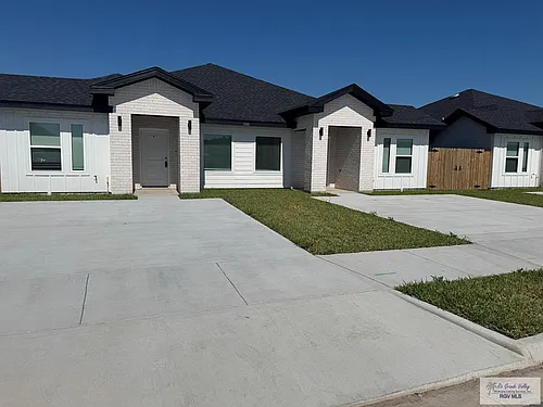 1340 Daytona Beach Ct #B Photo 1