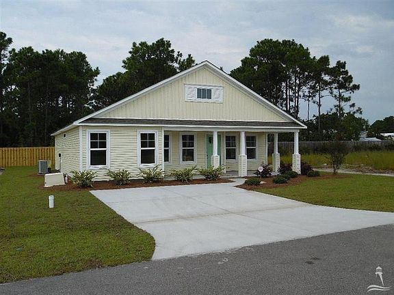2nd image of 4228 Cherry Laurel Lane SE