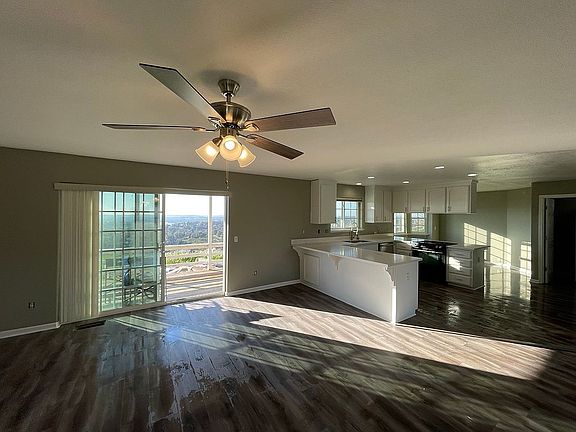 4th image of 49 Buena Vista Ct