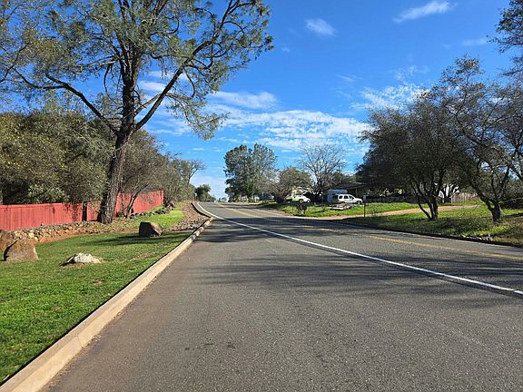 4th image of 4543 S Shingle Rd