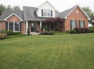 7 Canter Ct, Saint Peters, MO 63376