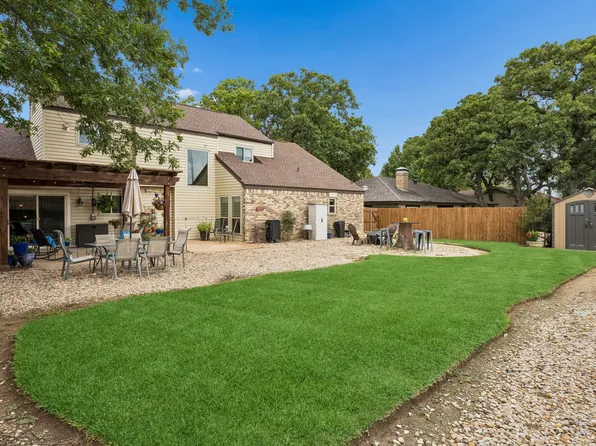 2709 Hedgeway Dr, Arlington, TX 76016