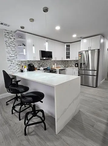 887 W Duval St — Photo 12