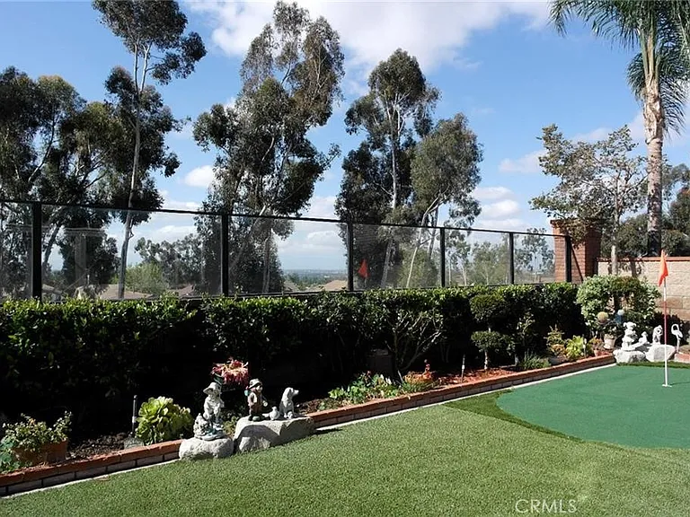 1854 Brooke Ln — Photo 5
