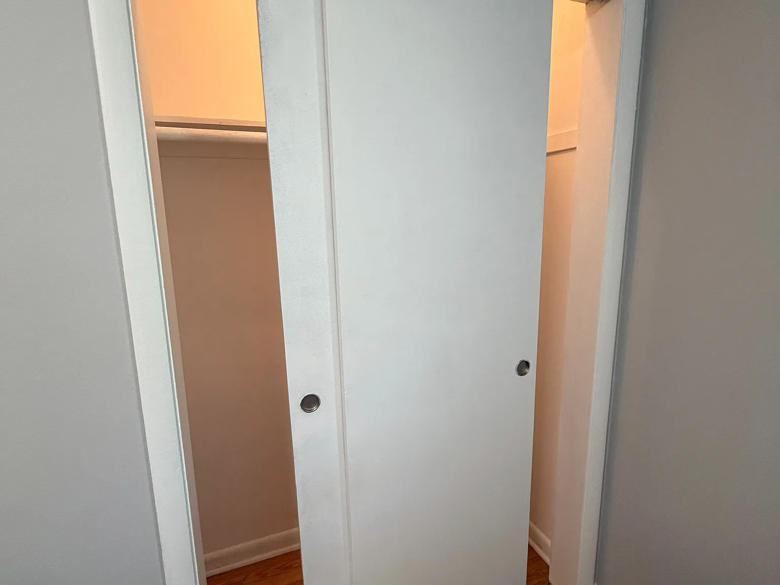 2 bed, 1190 sqft, $1,951 — Photo 3