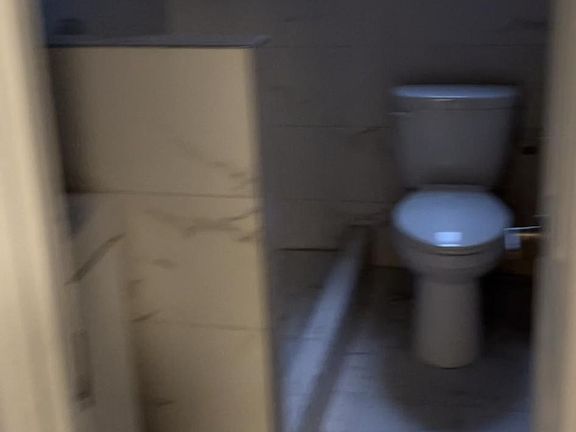 5th image of 2285 University Ave #1