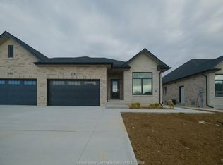 709 Elliot Point Rd #A, Amherstburg, ON N9V0H1