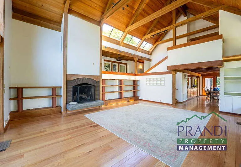 377 Summit Ave — Photo 5