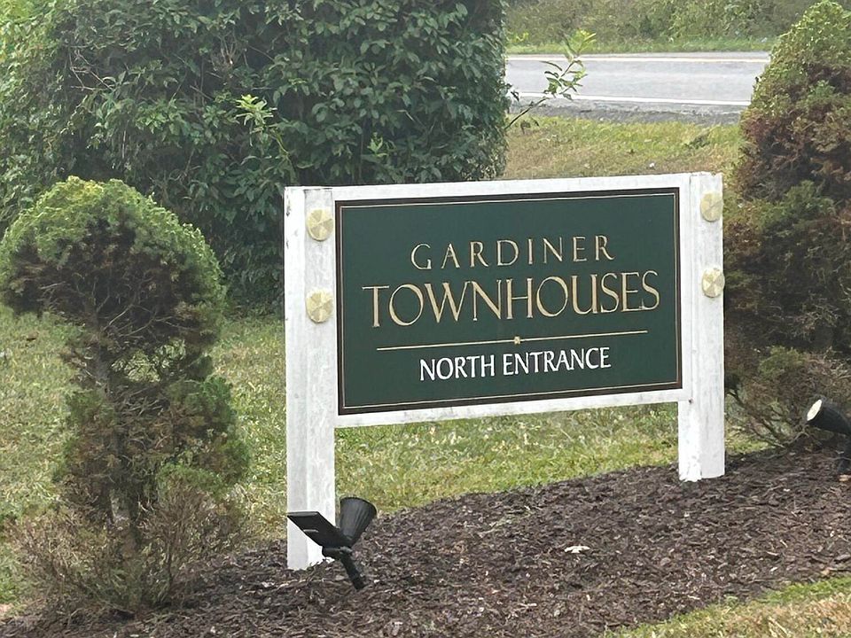 1st image of 881 Albany Post Road #27