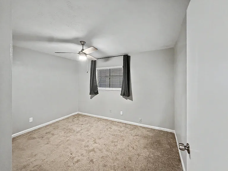 2910 Sweet Gum St — Photo 16