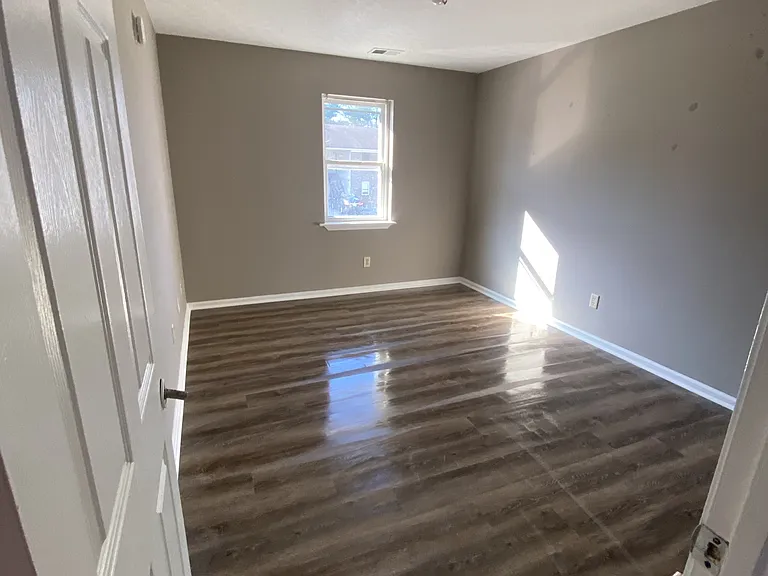979 Bryant Way #G — Photo 1