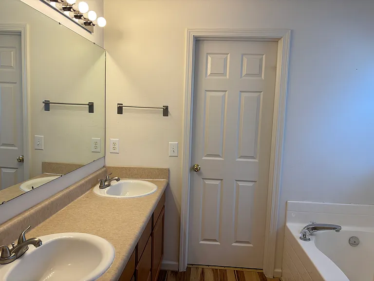 3322 Webster St — Photo 20