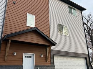 703 10th Ave N #1, Fargo, ND 58102