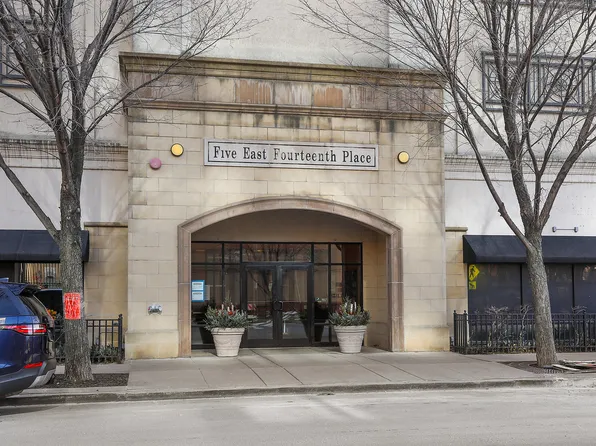5 E 14th Pl APT 502, Chicago, IL 60605