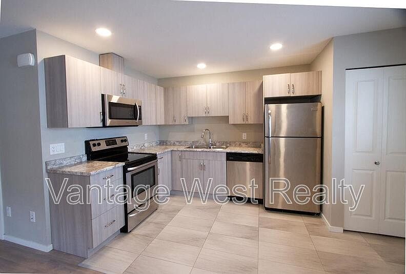1st image of 675C Christleton Ave