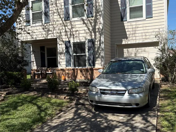 3119 Becker Glen St, Fresno, TX 77545