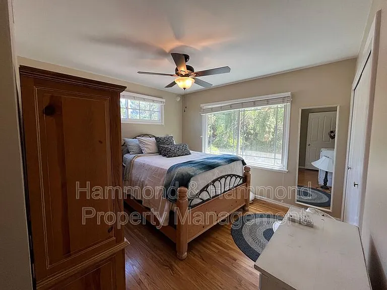 8422 Fable Ave — Photo 28